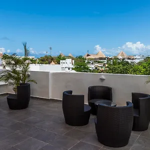 https://suite-24.tulum-hotels.net