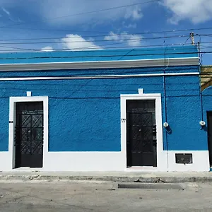 https://casa-cuevas-amaro.hotelsmerida.org
